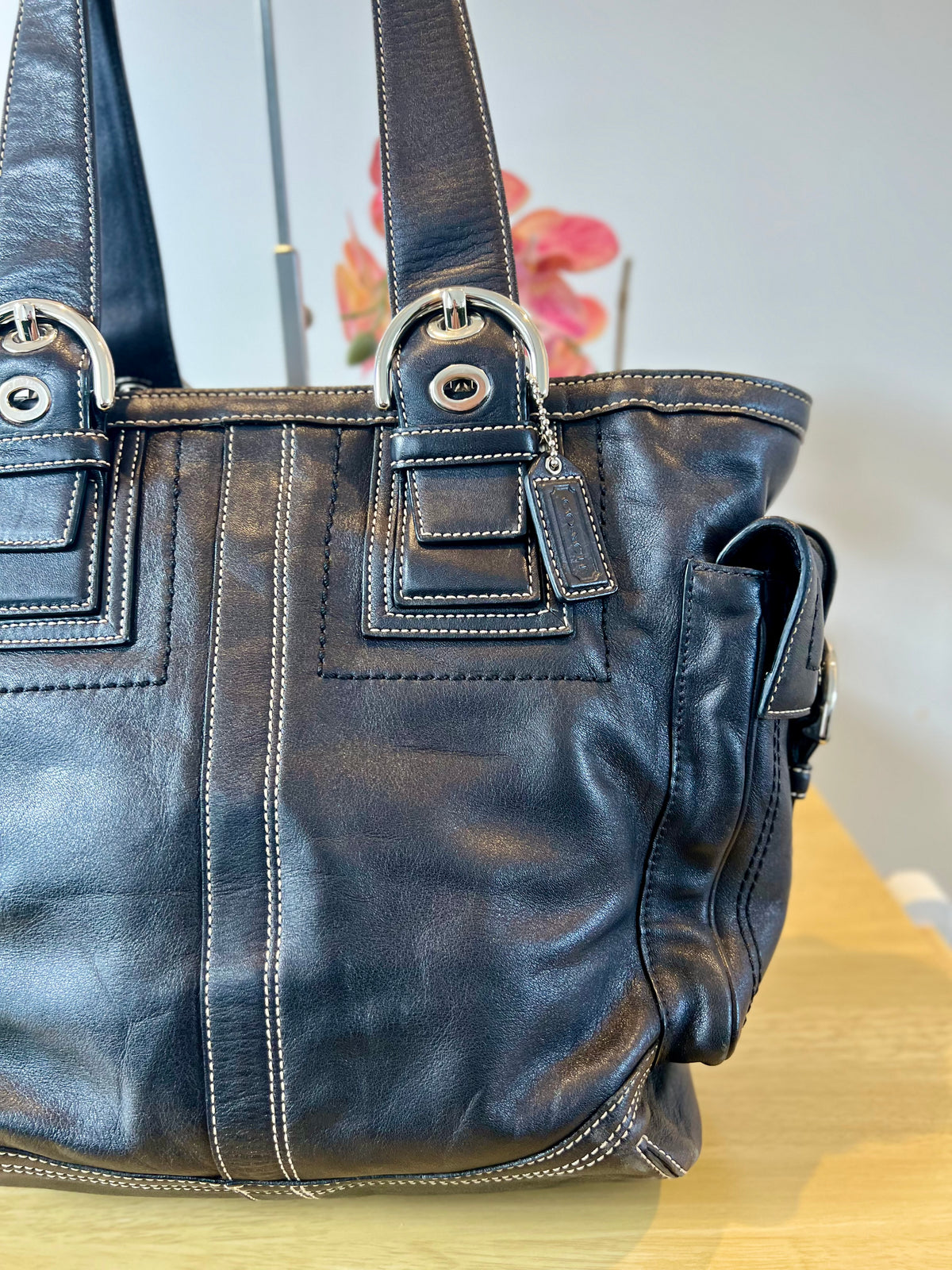 Coach Soho Vintage Large Leather Pocket Tote Bag