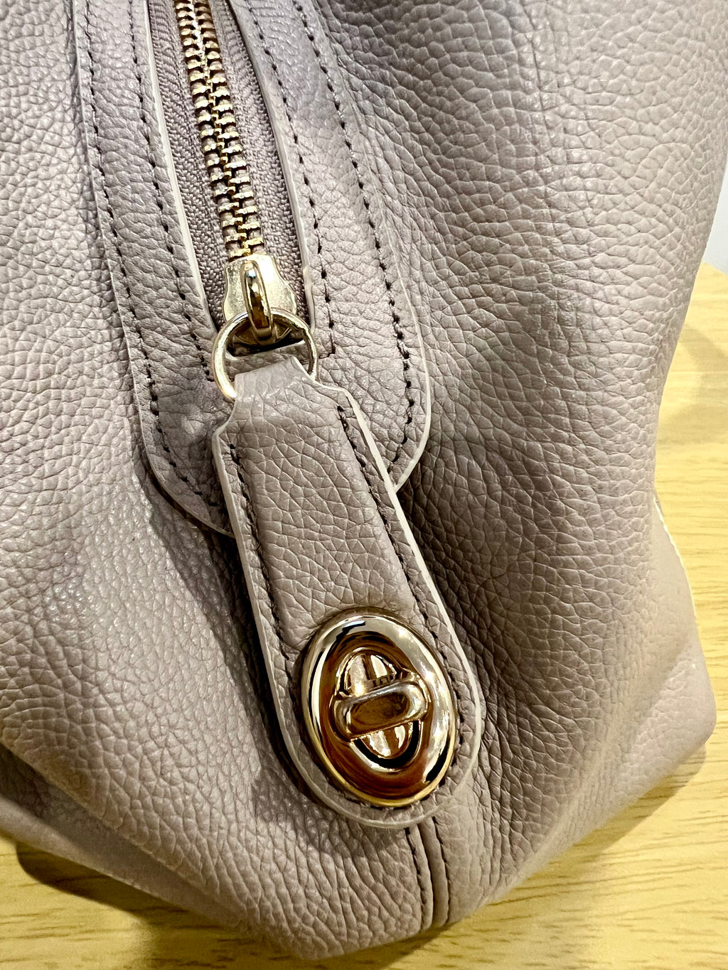 Coach Edie 31 Shoulder Bag