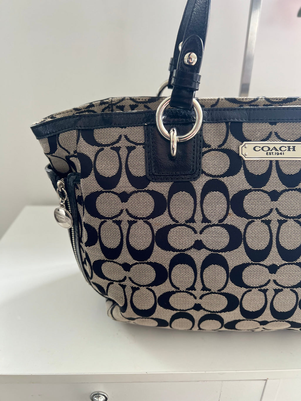 Coach Signature Gallery Tote Bag