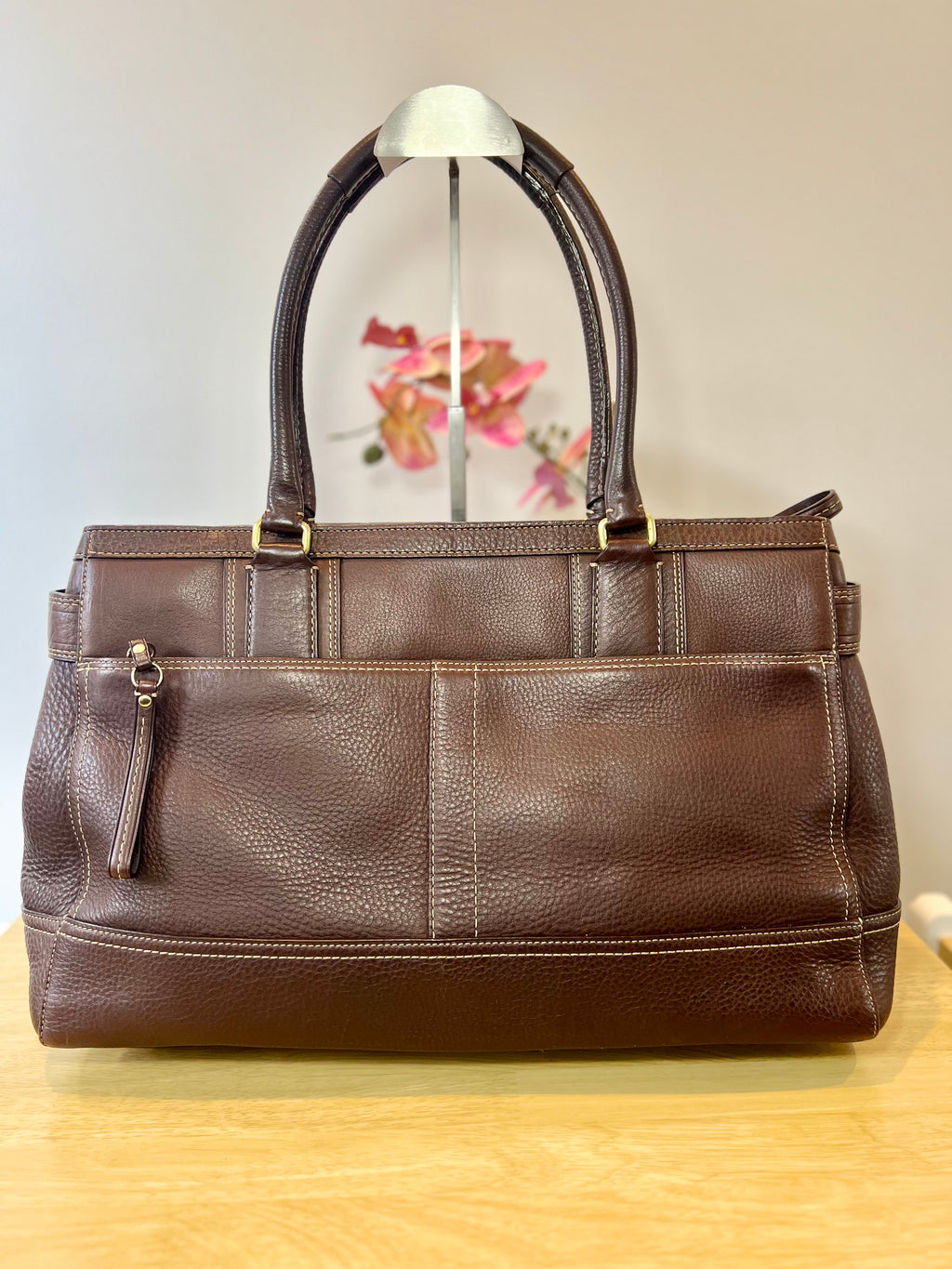 Authentic Coach Hamptons Shoulder Bag