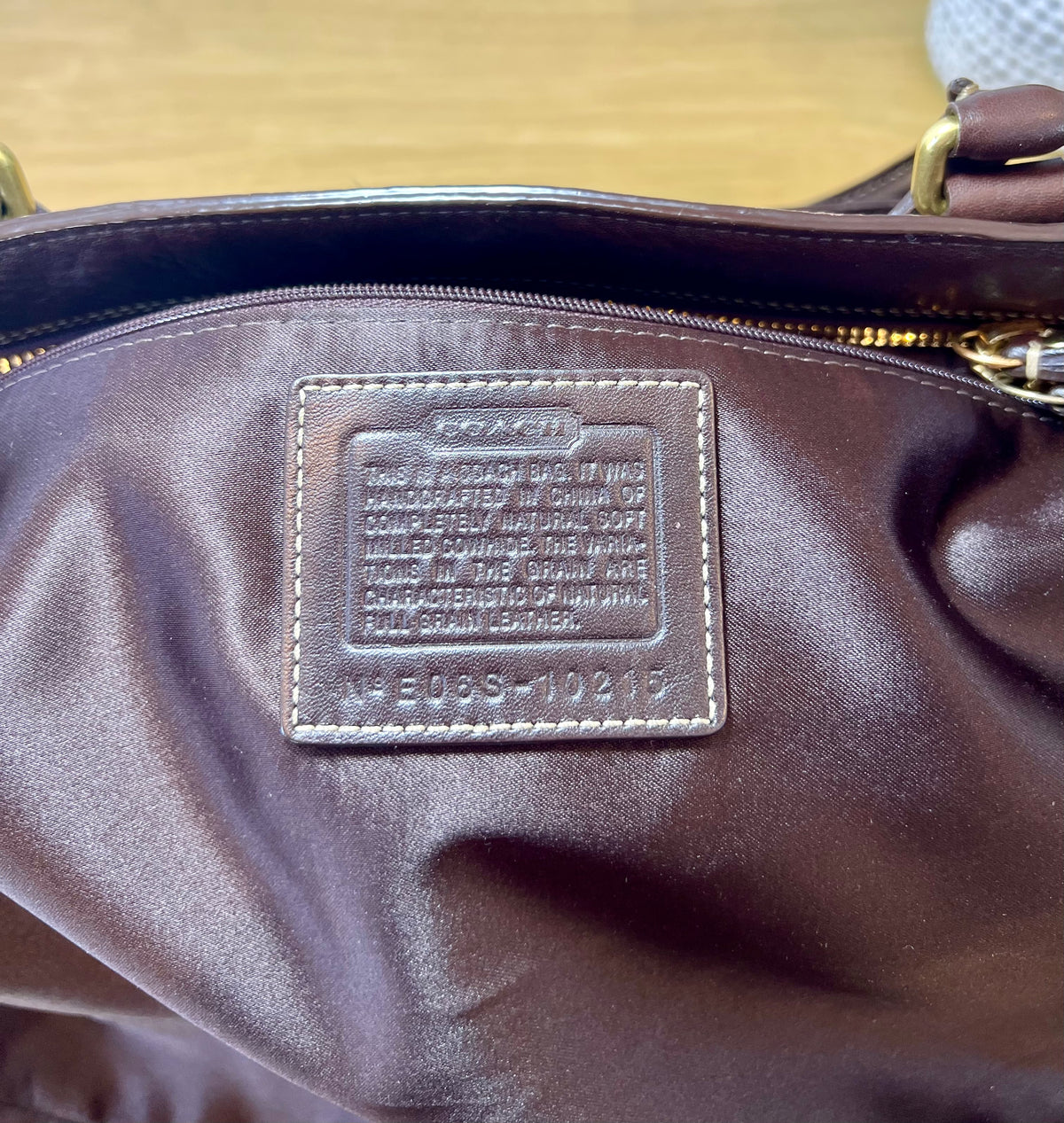 Authentic Coach Hamptons Shoulder Bag