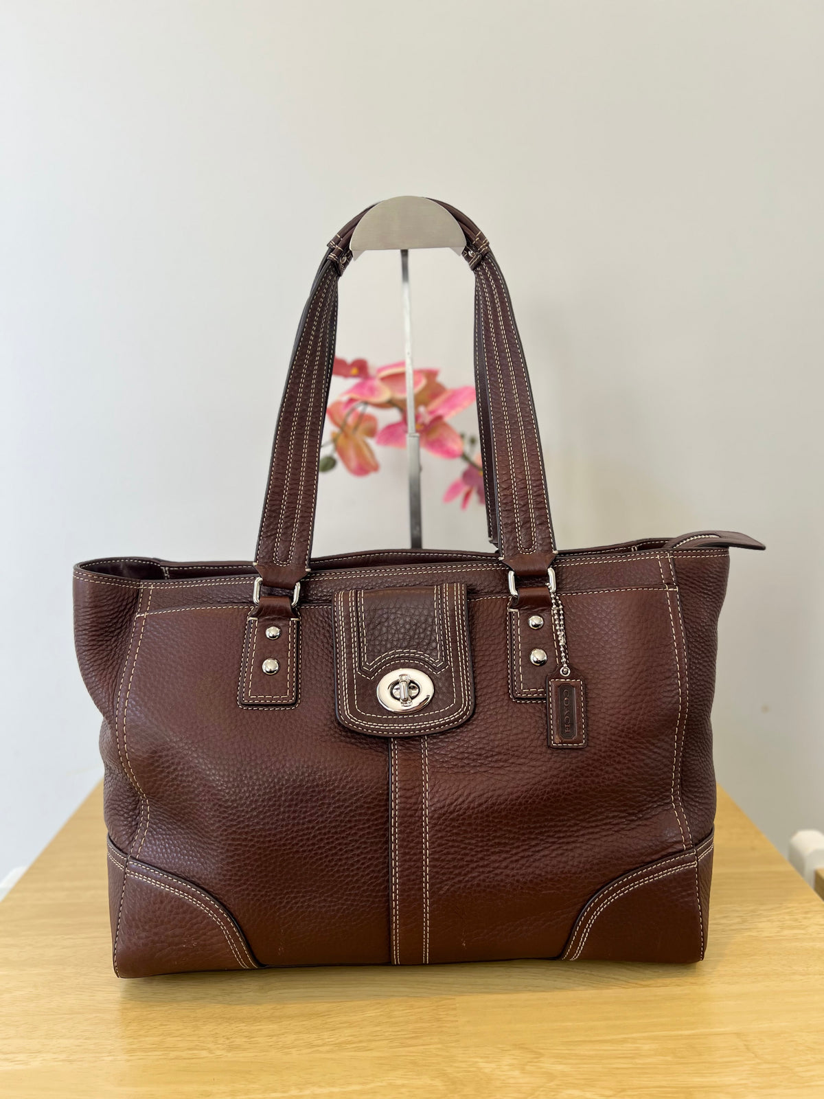 Coach Hampton Turnlock Large Leather Bag
