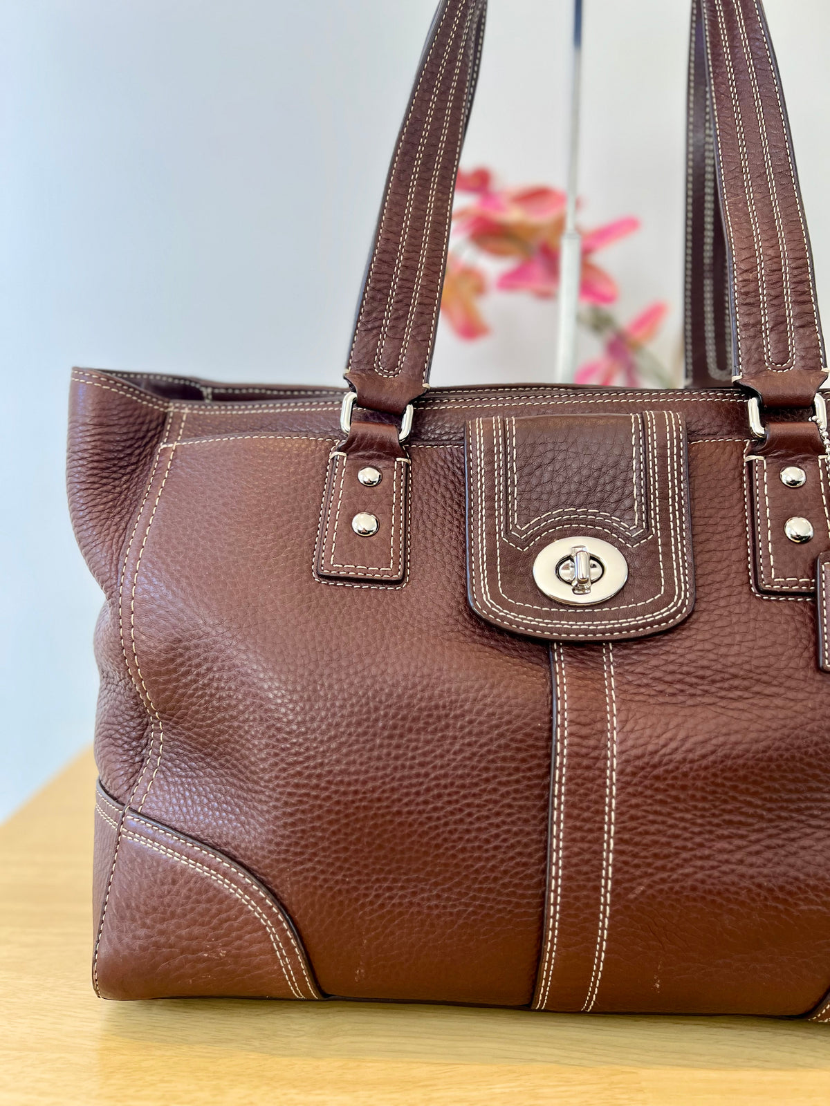 Coach Hampton Turnlock Large Leather Bag