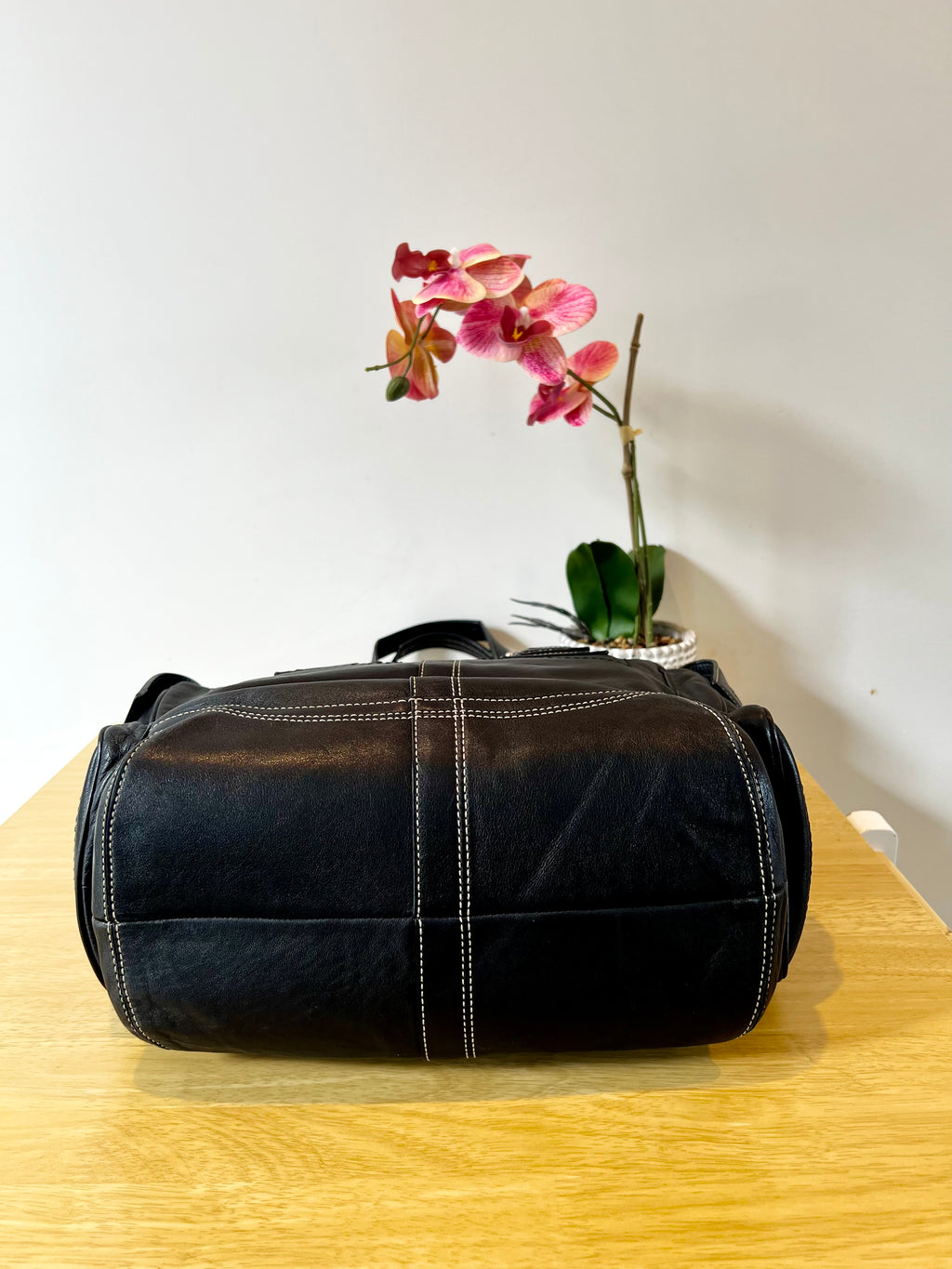 Coach Soho Vintage Large Leather Pocket Tote Bag